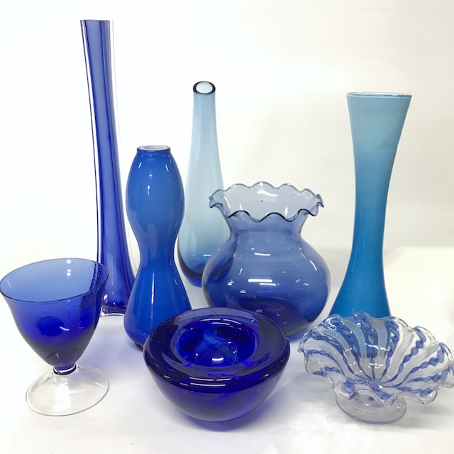 ART GLASS (VASES, BOTTLES, BOWLS), Blue